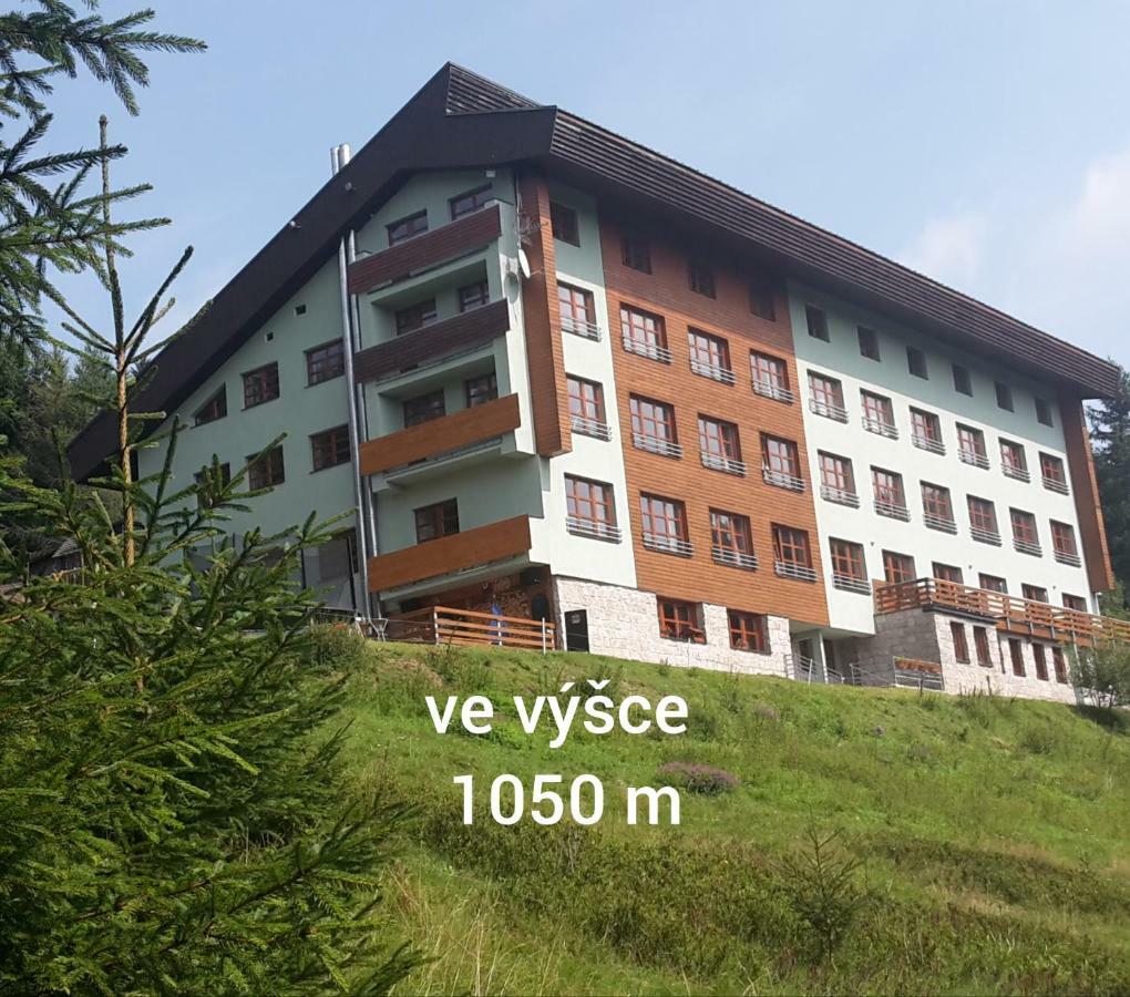 Vysokohorsky Apartman Cihlarka Pec pod Snezkou Bagian luar foto